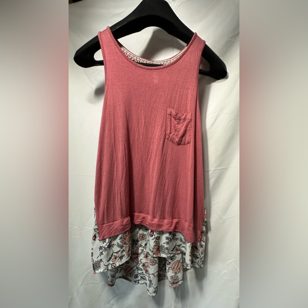 Xhilaration Woman’s Bottom Flowy Tank Top